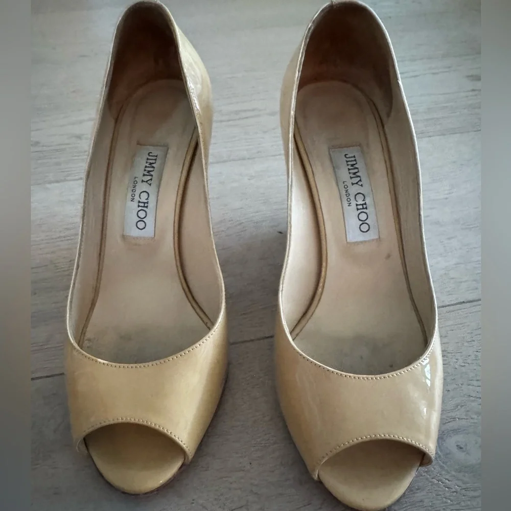 Jimmy Choo Baxen Patent Peep-Toe Wedge Pump size 37.5 Beige color